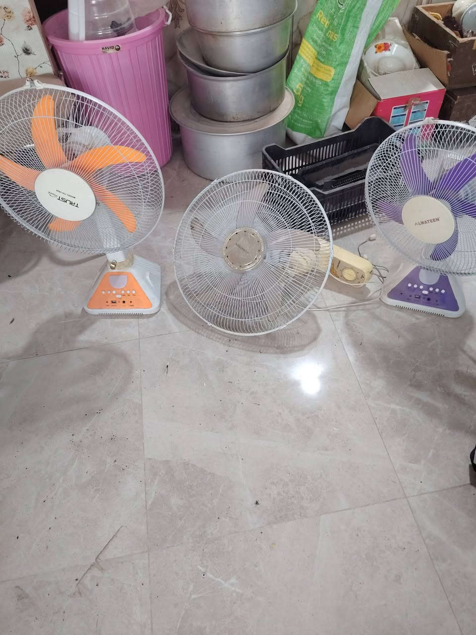 ٤ كراسي ب ٢٥ القفص الزغير ب ٧ المراوح عاطلاتماعرف شبيهن الوحده ب ٦  الغراض مال الطيور ب ٢٥ القفص الخشب الكبير سعره ١٦٥بي مجال بصيط مكاني ناحيه العباسيه


**إذا كنت صاحب هذا الإعلان وتريد حذفه لأي سبب، رجاءا أرسل رسالة إلى الدعم الفني**