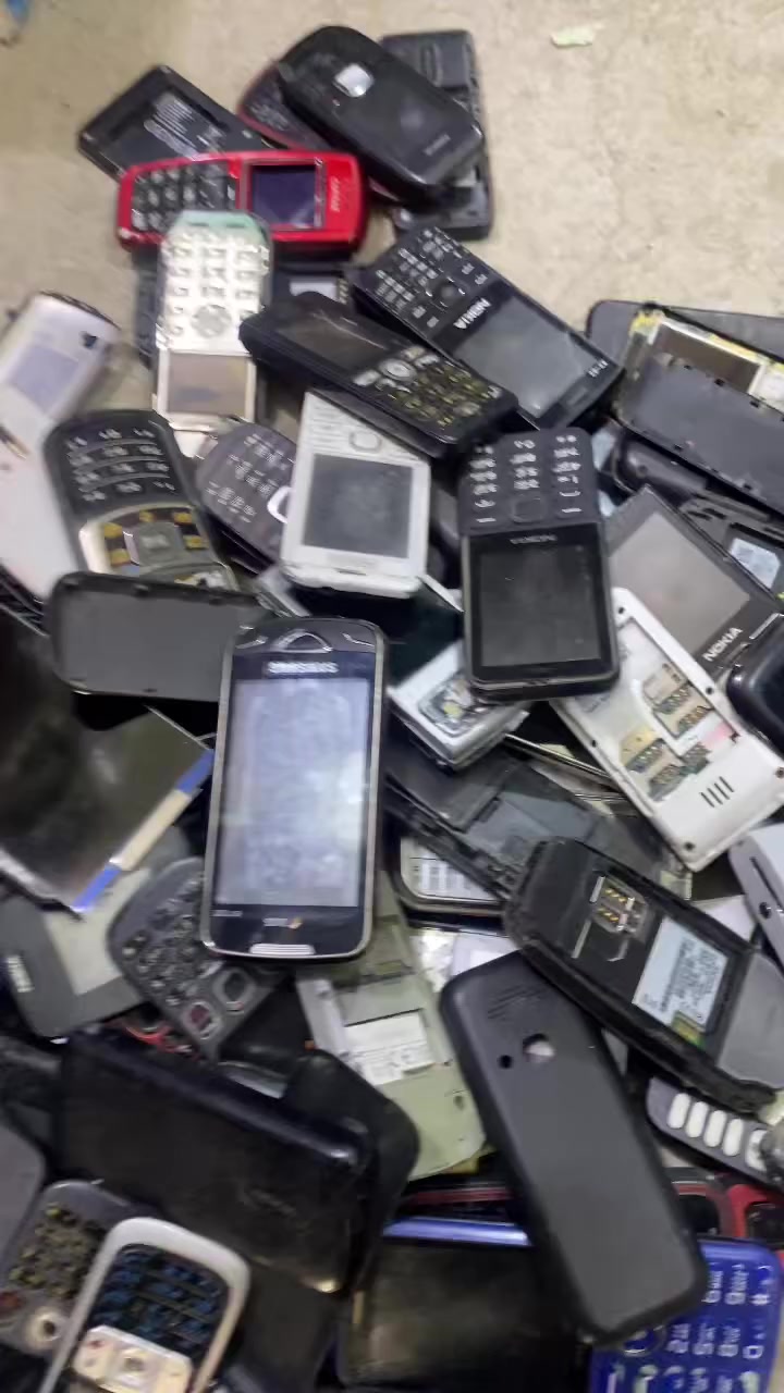 للبيع شلع ***********
