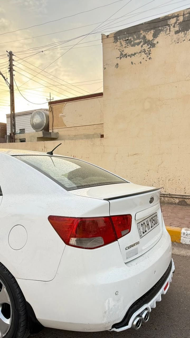 السلام عليكم سيراتو ٢٠١٢ 

خليجي ضرر ٣ قطع صبغ فقط باقي كفاله 
سياره جديده رقم اربيل تحويل مباشر 
السياره مكينه كير كفاله 

تخم تاير جديد 

سعر السياره ٩٥ بيها مجال قليل

مكان السياره الانبار رمادي خمسه كيلو

للاستفسار اتصل ***********
