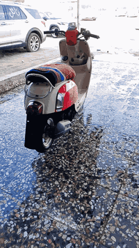 السلام عليكم من رخصت الأدمن المحترم دراجه بوليسي نوزل مال رمبه ممستخدمه هوايه وجاهزه سعرها 750000 الف وبي مجال *********** مكاني في كربلاء حي الصناعي
