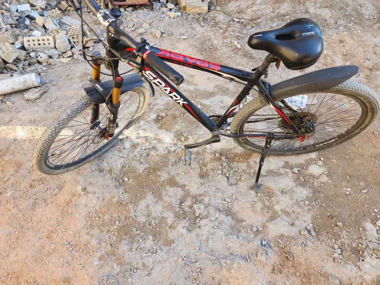 السلام عليكم بايسكل للبيع
فول المنيوم  قياس ٢٩ ستيرن كاربون بريكات دهن سيستم ديور ١×١٢ 

دبل حديث قفل فتح هواء بطيخات طرب كومبليون حديث

السعر ٣٠٠ وبيه مجال بسيط مكاني بغداد الكاظمية


**إذا كنت صاحب هذا الإعلان وتريد حذفه لأي سبب، رجاءا أرسل رسالة إلى الدعم الفني**