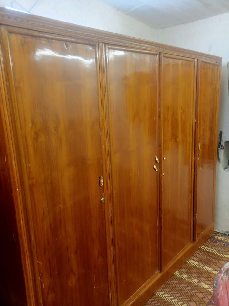 سلام عليكم كنتور 4 بوب سعره 125 المكان الحريه الدور ***********
