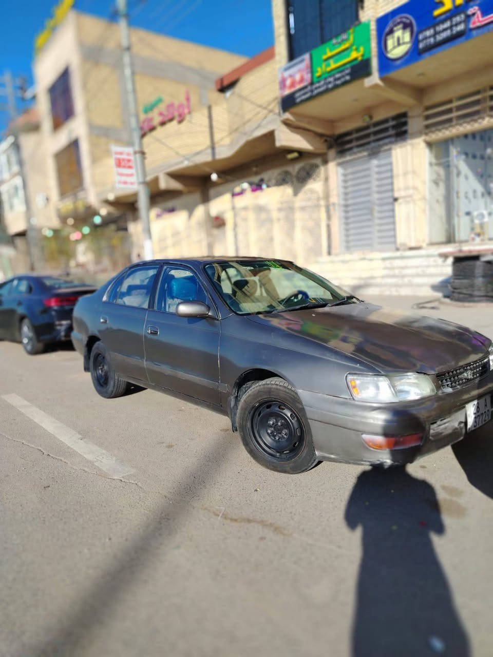 سلام عليكم سياره كرونه موديل 95للبيع رقم انكليزي نجف بسمي تحول ثاني يوم الماكينه بيه خيط بخار حداديه 80٪كهربايات كله شغاله تخم تاير جديد سياره خير من لله السعر 43وبي مجال للشرااي وبي خير ويدلل مكاني كربلاء رقم *********** اي ستفسار عل رقم

