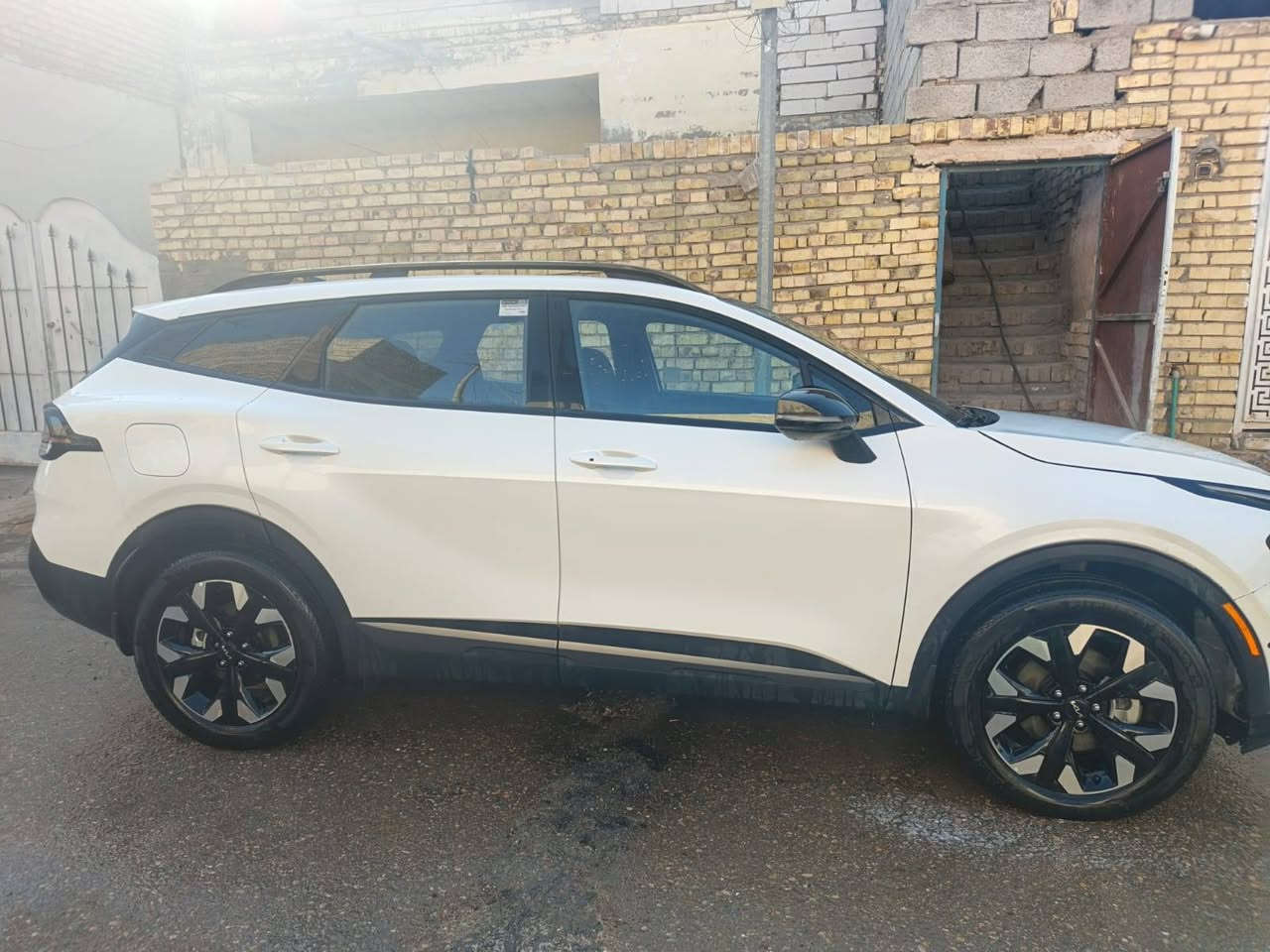 سلام عليكم سبورتج وارد أمريكي البيع رقم بغداد بسمي موصفات هبرت بلكن ماشيه ٤٠٠ سعر 240 بيه مجال العنوان مدينه الصدر رقم مبايل ***********
