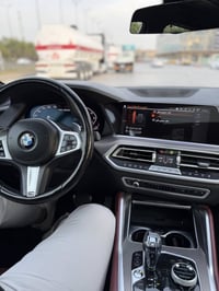 BMW X6 M competition 8سلندر 🚀 🚀 ٢٠٢١ موديل  المواصفات : فول للاخير موا...