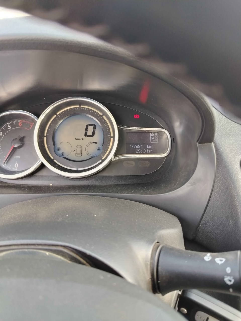 رينو انفلونس موديل ٢٠١٥ بى بوياغ رقم سنوي تازةية تا ٢٠٢٩ بةناو خومةوية مكينة وگير بةشةرت ١٧٧٠٠٠ هةزار روشتوه بي عيبه زماره موبايل ***********
*********** السليمانية, العراق
