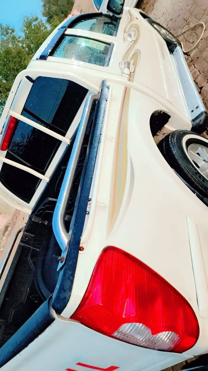 السلام عليكم
كريت وويل2014 سياره جديدة
  مكفوله كفاله عامه من الخياس والصبغ والضربه ماعدا نص جاملغ أمامي
كهربائيات كلها شغاله 
السياره جاهزه من كل النواحي
كير مكينه أكسل كله شرط
تحويل مباشر مشروع وطني 
السعر 75 وبيها مجال 
واسط الشحيميه 
للاستفسار
***********
