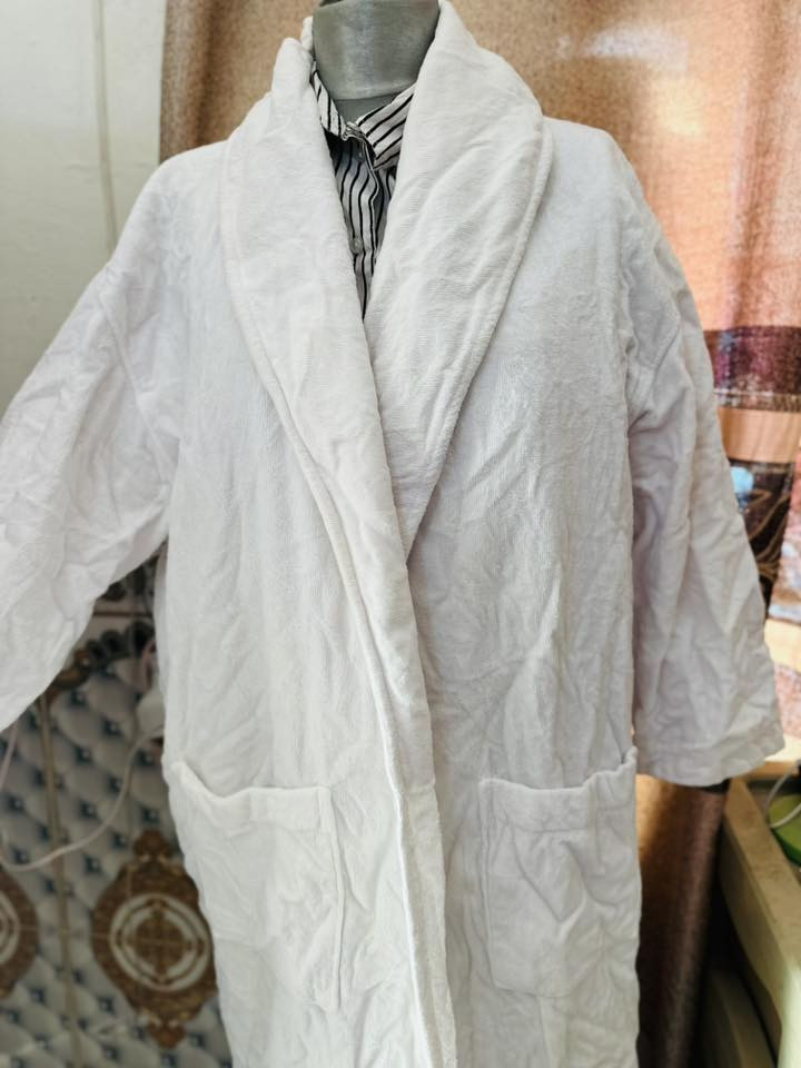 شلعه اليافيده كله مغسول ومكوي اقسم بالله ماعندي مكان بيش ماتخلي سعرك بالعافيه


**إذا كنت صاحب هذا الإعلان وتريد حذفه لأي سبب، رجاءا أرسل رسالة إلى الدعم الفني**