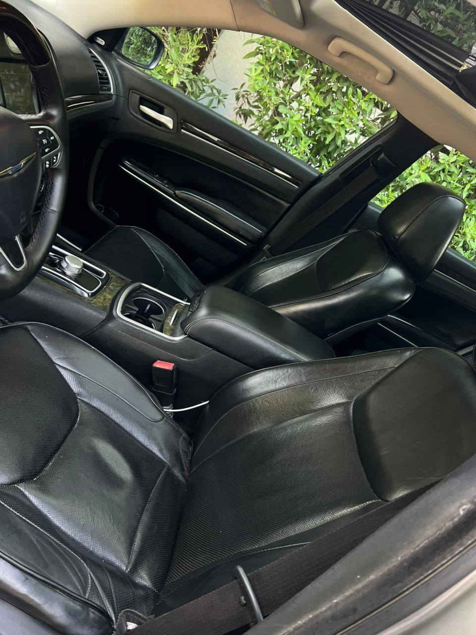 اوباما موديل 2016فول موصفات رقمها انكليزي مكان بغداد صورحادث مرفقة بلمنشور سعرها 210التواصل مع الرقم ***********
