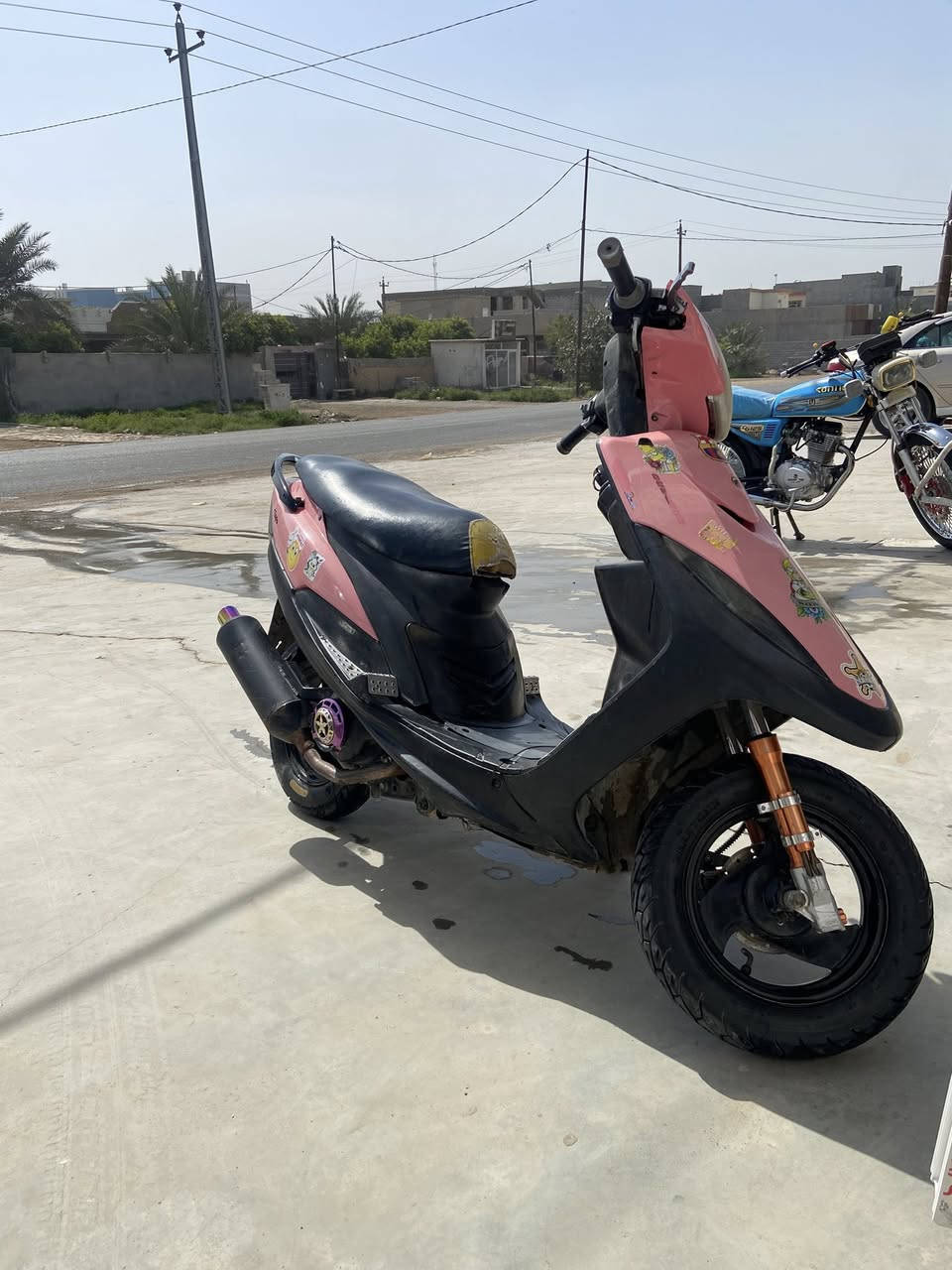 السلام عليكم ماكس عدل للبيع دراجة مثل متشوف بل صورة بوشة 55صالنصة رياضي العنوان بعقوبة حي المعلمين *********** او خاص
