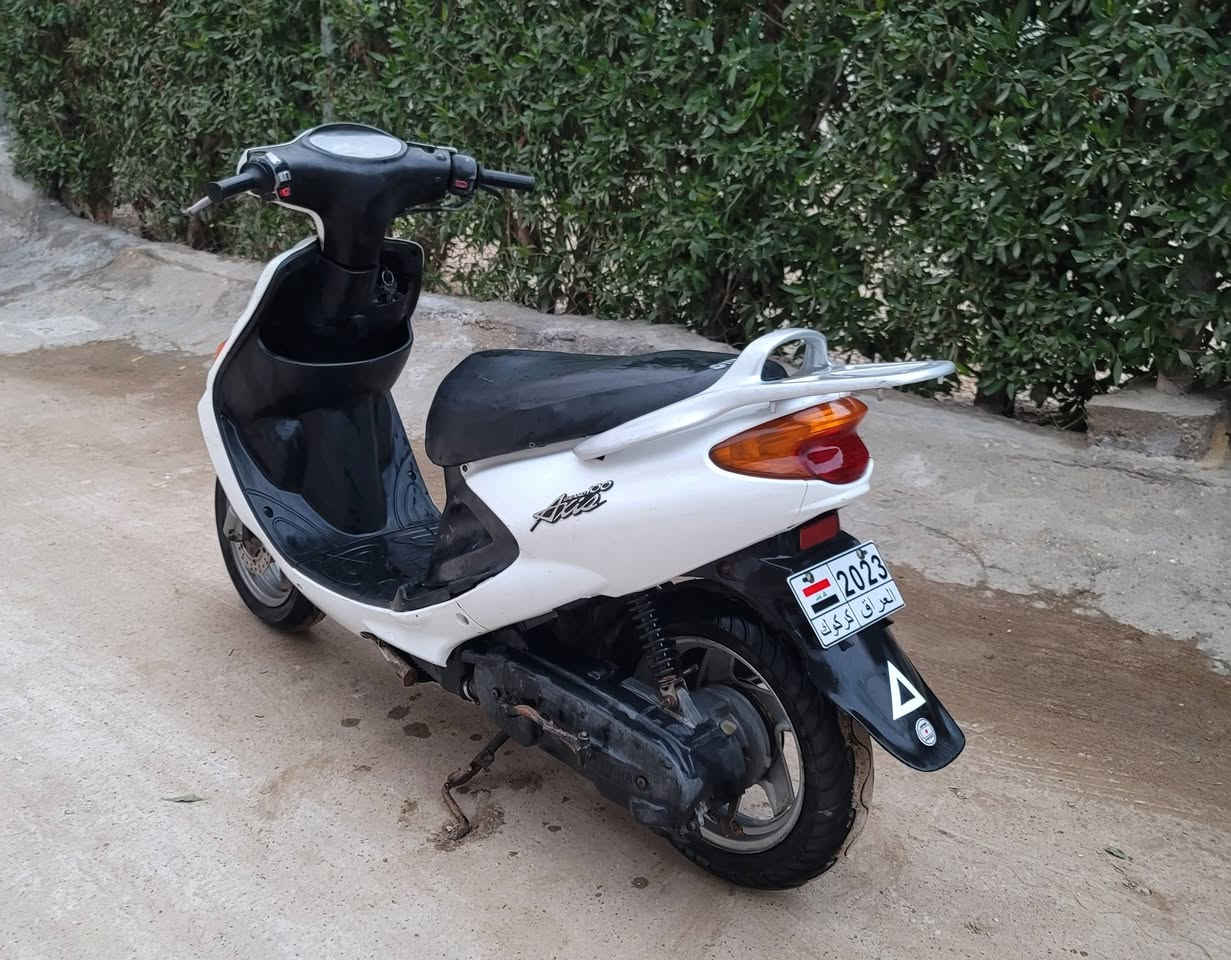 سلام عليكم
دراجة اكزز 100 فحل ياباني شلعة ومعدل فوول شرط بطناش محرك برغي ما مفتوح بي علئ وظع الشركة كهربائيات كلها شغالة فقط نقص فج بريك امامي والباتري ظعيف للبيع سعرها 450 الف وبيها مجال مكاني طويريج الشراي يتصل ***********
