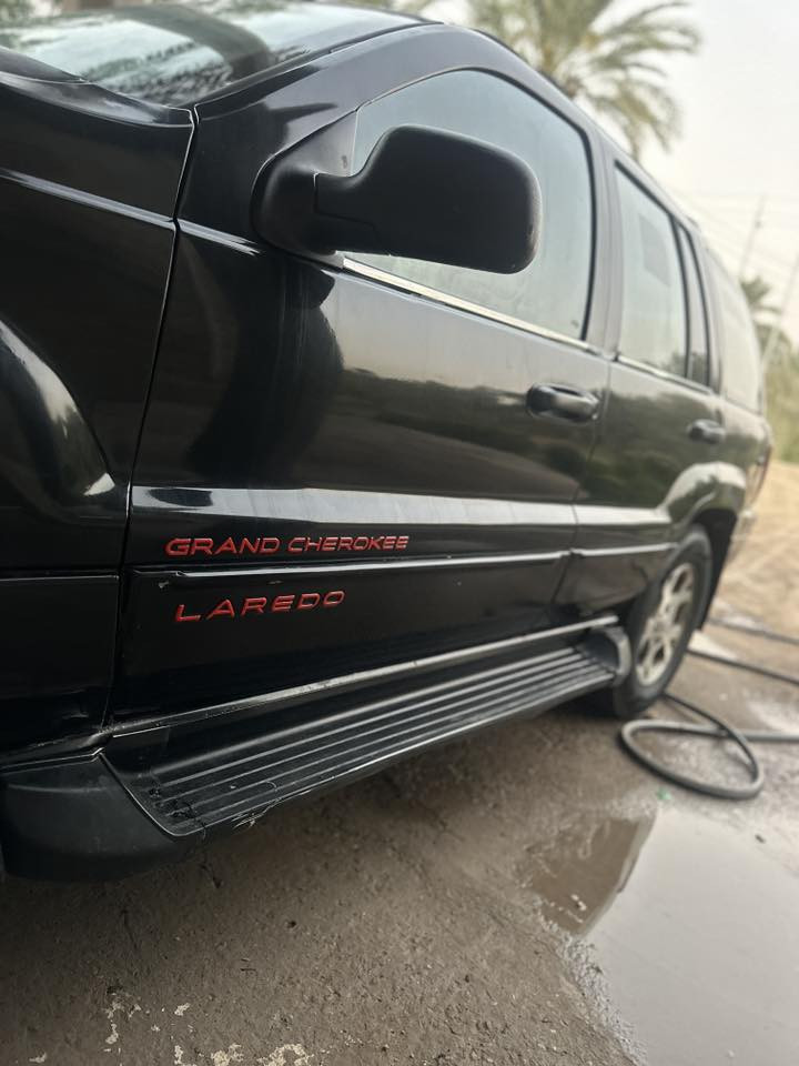 السلام عليكم جيب شيروكي موديل 2000 السيارة مصبوغه عام للجمالية  السيارة خير مـטּ الله كلشي اكفلك بيها الة كيرها تعبان السيارة عارضها ب50 وبيها مجال ***********
