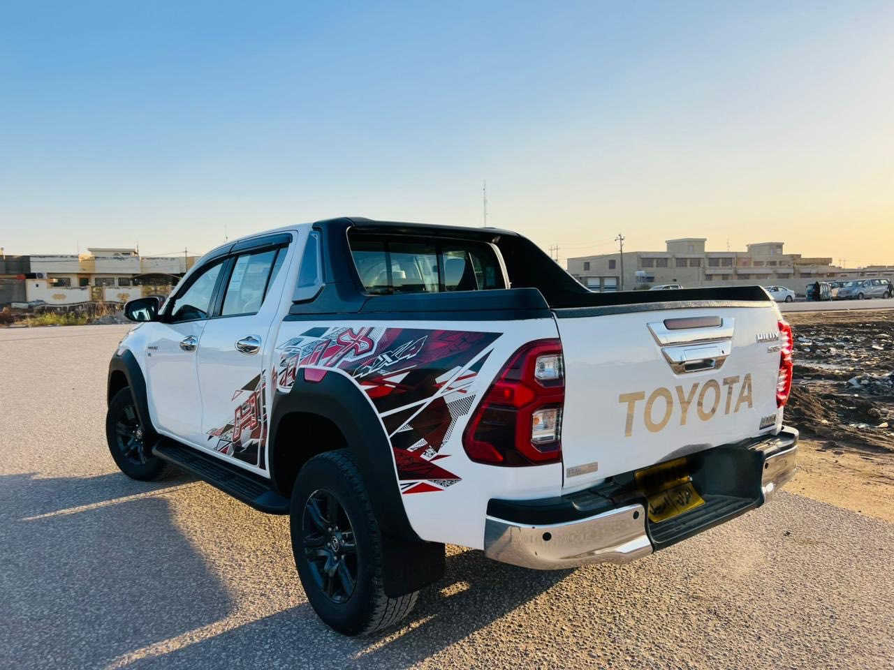 تيوتا هايلوكس تي اردي 2022 سياره جديده مكفوله كفاله عامه من ضربه وتبديل فول موصفات بصمه تبريد كشنات شاحن مثبت سرعه بنيد جكات رقم أربيل تريد تحويل تريد وكالة السعر 337وبيه مجال للشراي استفسار اتصال 📞 
***********
