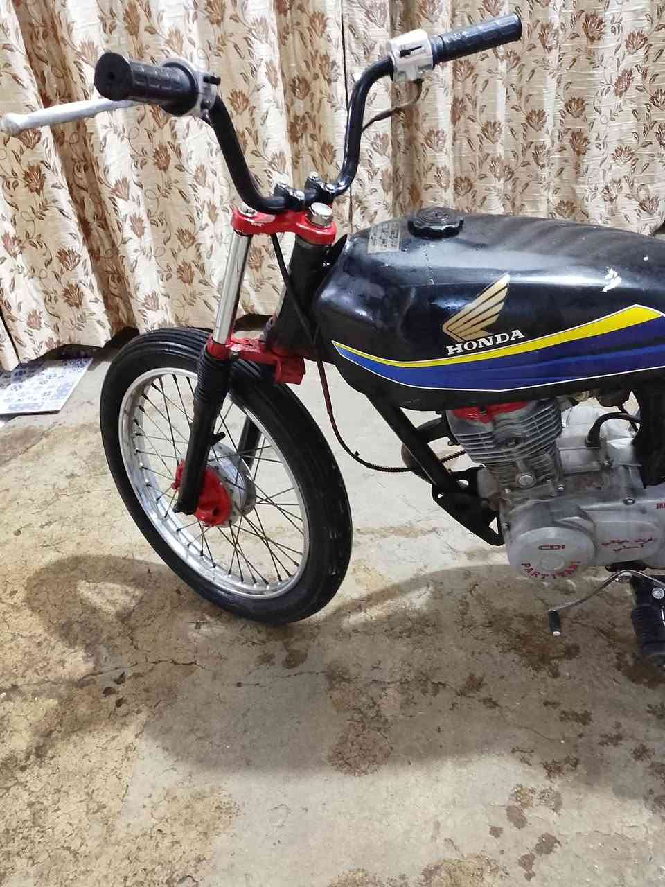 سعر 225وبي مجال شرط مكينه مابيه صوت  تحريكه ومعدل فول***********
