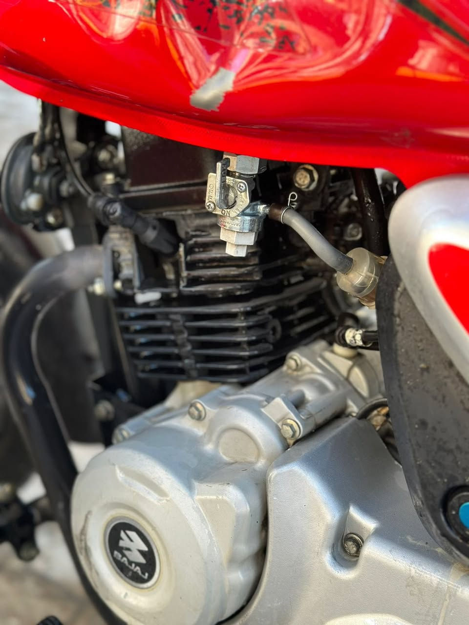 السلام عليكم بوكسر 23مرقم تحويل ثاني يوم غرامات صفر السعر بملونين ونص بيه مجال قليل العنوان بغداد الجديده ***********
