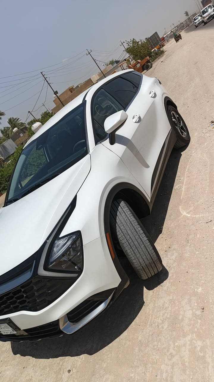 سبورتج 2025 LX
وارد امريكي حادث جاملغ وبنيد 
السعر 180 
للتواصل 
***********
غير متواجد عل فيس بوك
