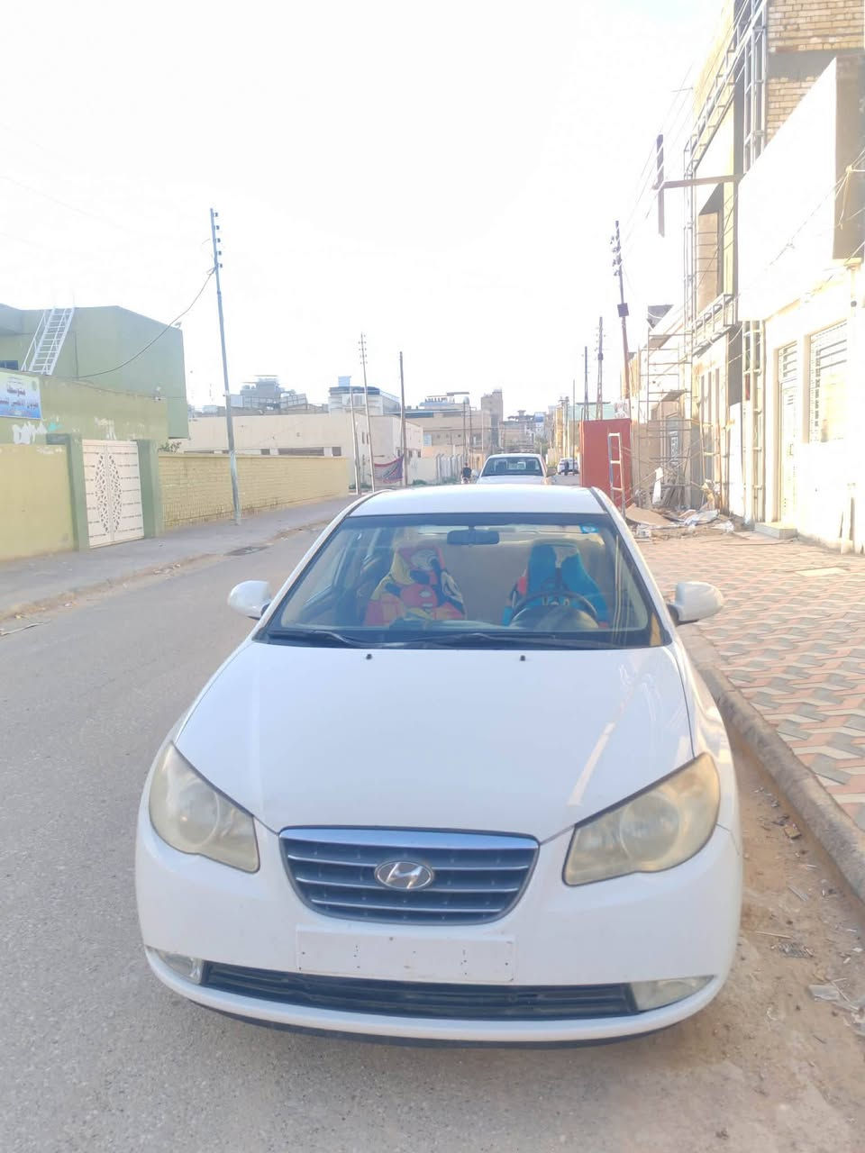 سلام عليكم النترا بدون صبغ موديل 2010خليجي بغداد بسمي رقم نكليزي مكينه 1600مكفولات تبريد ثلج كير مكفول *********** اني مكلف بل نشر مكاني نجف بيه بارد باب خلفي السعر 115بيه مجال
