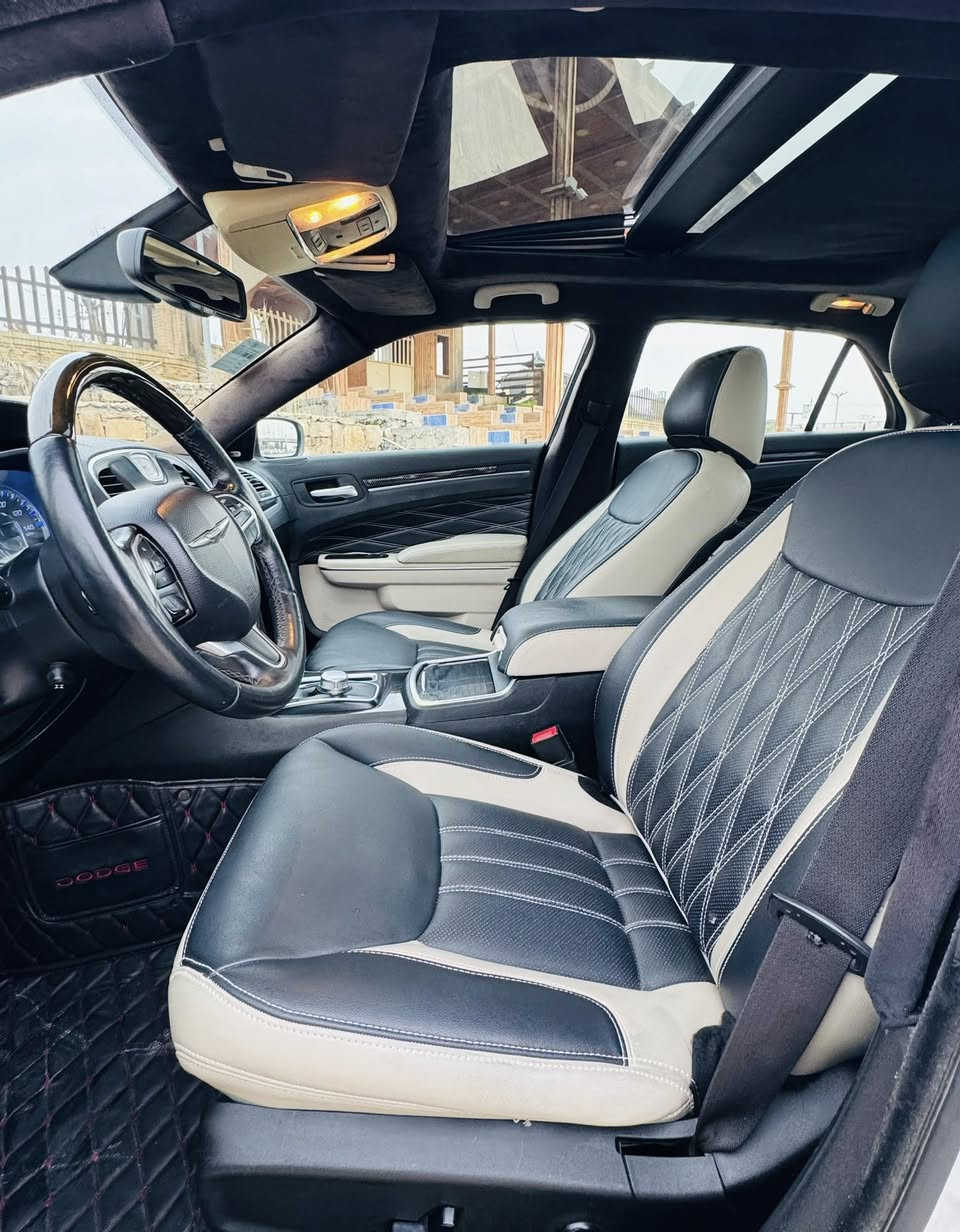 اوباما 300C 2016
مواصفات معروفه c

السياره داخله كلين تايتل

صارت بيها نص جامرلغ و نص باب صبغ

بدون دواخل بدون ارباك 

صور سونار بالمنشور

سنويه جديده لي 2030

هزه فحص مروري جديد

ماشية / 90 الف ميل

تحويل او وكاله حسب الرغبه

مكان السياره كركوك 

السعر//  215

***********
