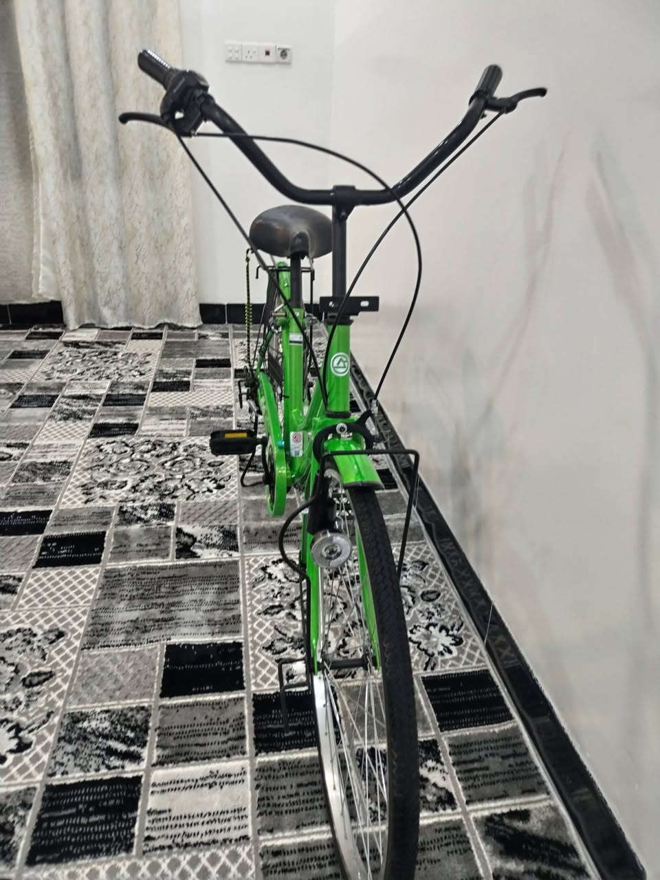 للبيع باسكل عبر الحليم حجم 26سعر.125 الف مكفول كفاله عامه مديل2021مكاني موصل رقم الموبايل***********
