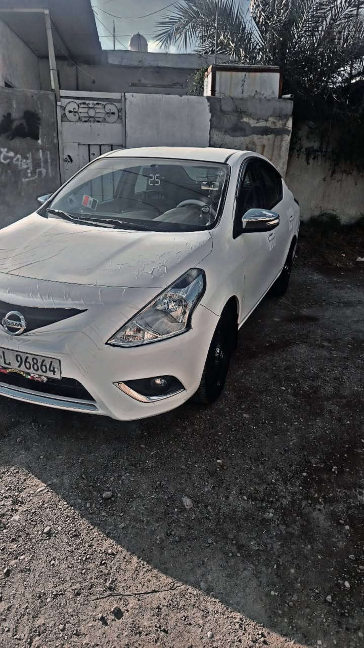 سلام عليكم
نيسان صني 2025 مصري للبيع ماشيه 59 سياره جديده 
مدوشمه دوشمه عامه 
مواصفات معروفه سياره جاهزه تراي للبصره 
ملاحضه سياره نضام اقساط مباشر اسوي وكاله للمشتري ياخذ صافي 
الاستفسار اكثر يتصل عل رقم  ***********  سعرها 130 وبيه مجال بسيط لشراي
