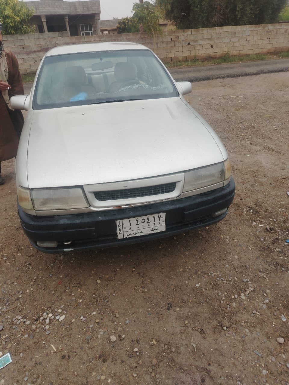 السلام عليكم اوبل فكترا موديل٩٢مصبوغه جماليه معمره سياره بدون ضربه تخم تاير أو ديد صدر قبل سبوع نفض كامله ماتصرف عليهه الف دينار السعر ٢٧وبي مجال مكان سياره ديالى رقم***********
