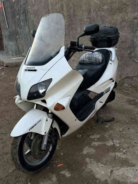 ياالله فورزهfm 6/0لؤن ابيض  بلاد  مكينه كلجات 
بعده جديده 
مري جددتخم تاير جدد 
ستاند حساس كلؤب جنطه  كهربايات كيجات كلهه شغاله طستهه ناعمه حماؤه نص ثابته 
الدراجه نضيفه كلش، صؤر تحكم ؤاحلا من صؤر شرط اؤراق كامله سعر850 ‏مكانهه بغداد مدينه الصدر شراي اتصل علرقم ؤتدلل ***********
