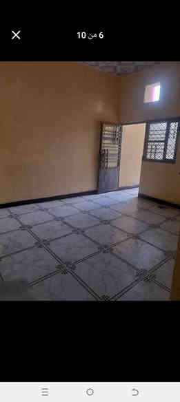 اسلام عليكم  بيت  فارق وجاهز مساحته 125 في شارع زين العابدين ارض بيت عمران 
يحتوي على غرفتين منام  ومطبخ  وصحيات داخلية وخارجية وديوانية  السعر 55 وقابل لتفاوض رقمي 
*********** البصرة
