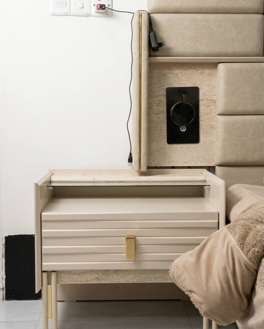 السلام عليكم شباب غرفت نوم للبيع ٩ قطع مستخدم سنه للبيع


**إذا كنت صاحب هذا الإعلان وتريد حذفه لأي سبب، رجاءا أرسل رسالة إلى الدعم الفني**