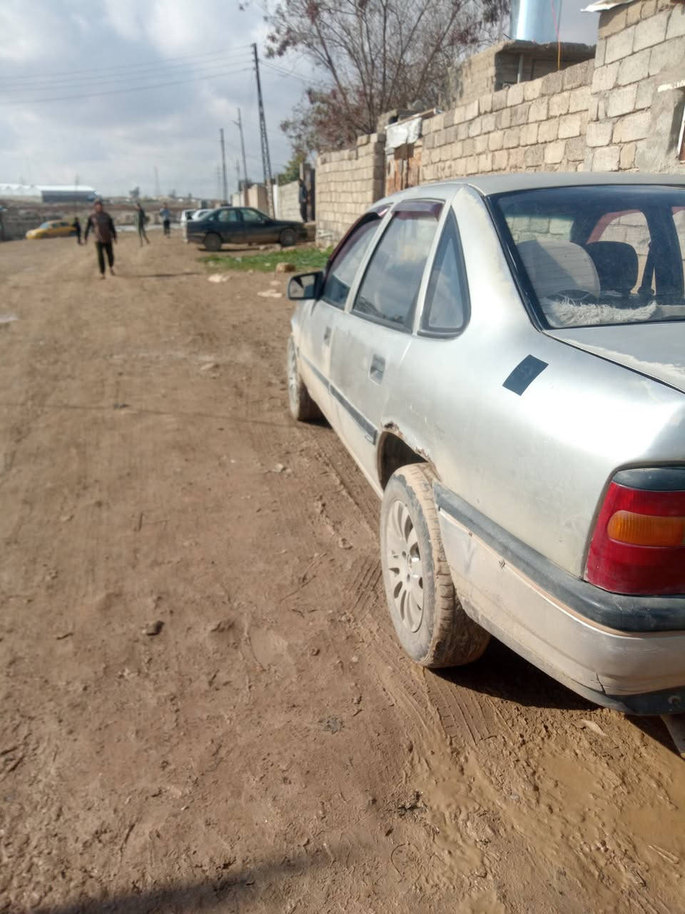 ابو فكتوره للبيع حجام 16 موديل 91 كاربون بنزين سياره باسمي الوان موصل الايمن سعر 34 وبيها مجال قليل***********
