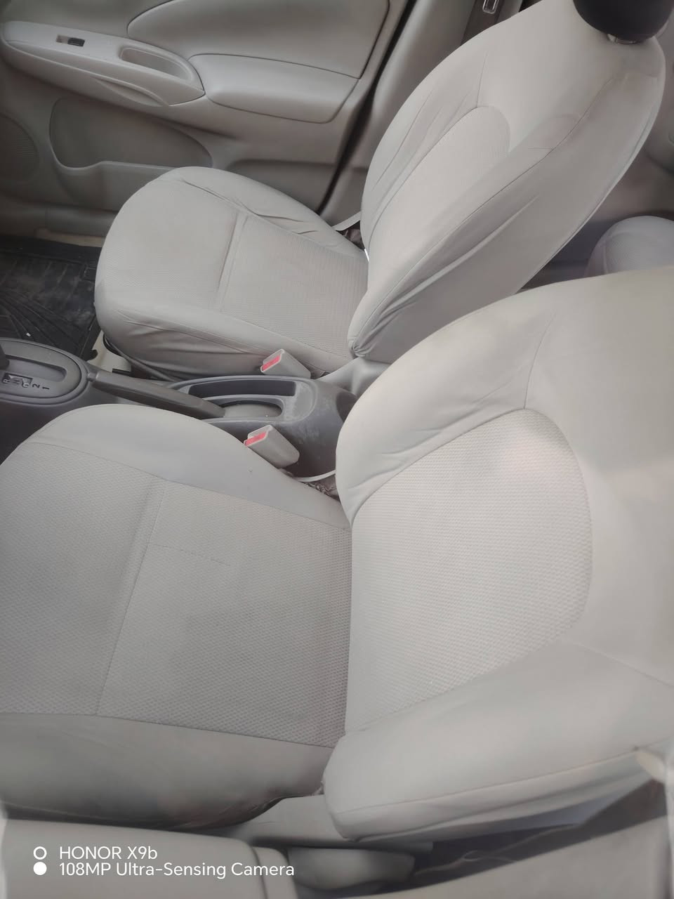 سني هندي مديل ٢٠١٨ اربيل رقم جديد سياره بيها جاملغ رش اثر شخط وجاملغ تبديل طخه بدون دواخل بغداد الكرخ ***********  السعر 98 وبيها مجال بسيط سنويه جديدة ب اسمي
