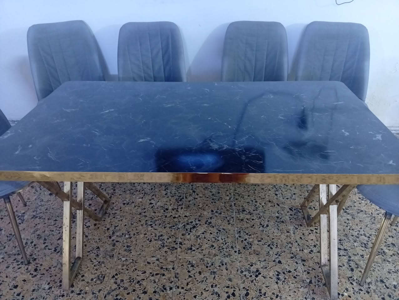 ميز طعام ٦ كراسي التواصل واتساب ***********
