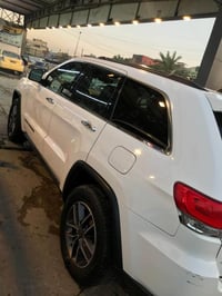 شيروكي لمتد • محرك ٦ • كلين تايتل