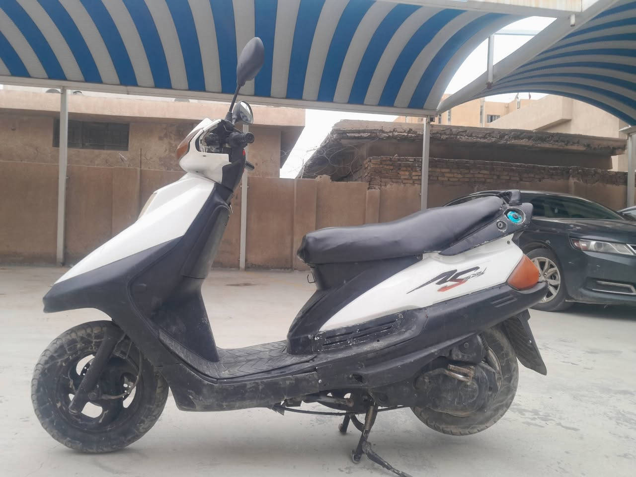 السلام عليكم دراجة فراشة نكره سلف وهندر مكينه ناعمه خير من الله لايت عالي ناصي اشاير تخم تاير جديد الستاند وصطي استاند صفحه قفل جنطه السعر ٣٠٠ بيه مجال بصيط   الاتصال ***********
