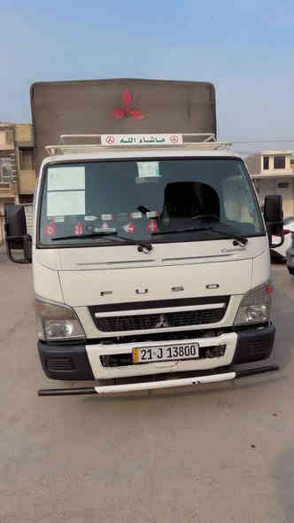 السلام عليكم
كنتر موديل ٢٠٢٣ للبيع
السيارة نظيفه وكامله بيها بارد بالباب مال سكن ع كد شبر والباقي مكفول السيارة جديده والصور تحجي 
السعر / ٢٦٢ و بيها مجال
رقم سليمانية باسمي
مكاني بغداد
***********
