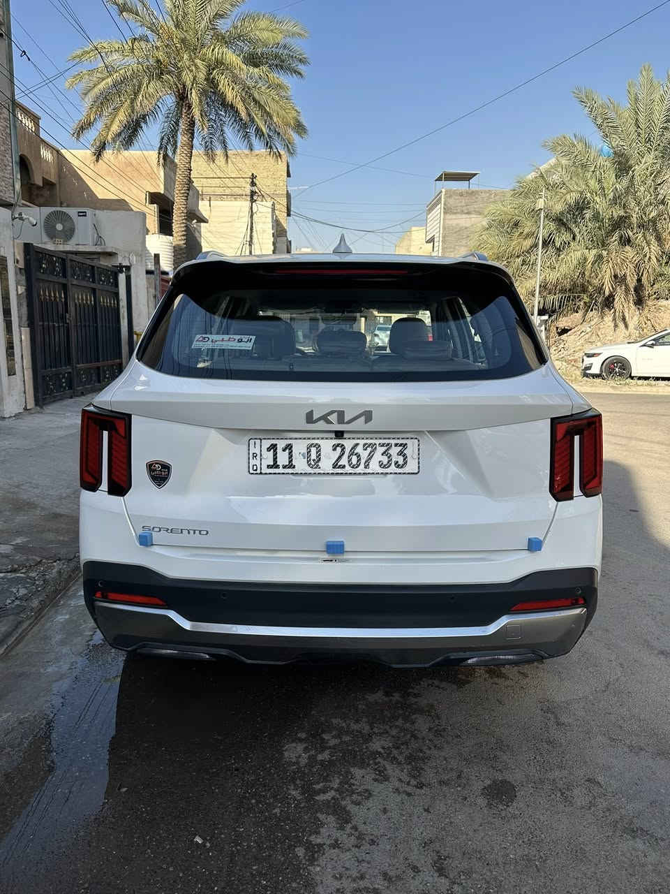 السلام عليكم 
كيا سورنتو موديل 2024 
ضمان الشركه الدوليه
محرك V6  3500
سبعه راكب

رقم بغداد

بصمه وتشغيل عن بعد
صندوك كهرباء
هندبريك كهرباش  
شاشه كبيره ابل كار بلي مع كامره دواره
حساس امامي خلفي 
شاحن وايرلس
كراسي كهرباء
لايت لد زنون وبك لايت لد

السياره ماشيه 51 الف كيلو

بيه 3 رصعات مسحوبات ميبينن
مكان السياره بغداد المنصور

السعر 26800$ بيه مجال قليل

***********
