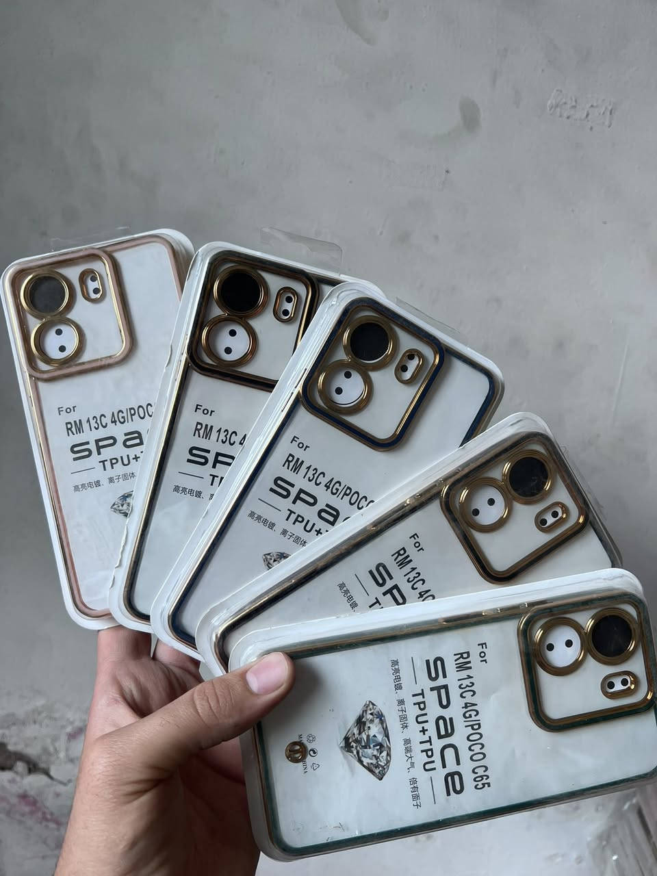 شلعة كفرات بناتي ورجالي وشفاف (500 قطعه) ب80الف 
التوصيل 5 الف لجميع محافظات العراق
للتواصل خاص
‎الايتمات 👇
S22 ultra 
A15
A53
A34
A24
A23
A22
A14
A13
A02
Rm note 14 pro/ 14 pro plus
Rm 13c/poco c65
Rm note 12 pro
Rm 12c
Poco x5 pro
Honor x7A
‏ZTE Blade A75
ZTE blade A35
ZTE blade A55
‏Nubia Music Z2353
Nothing pohon 1
Inf zero 30
Inf Hot 30
Inf hot 20
Inf hot 20s
Inf hot 10s
Inf Smart 6
Realme 11 pro plus
Realme 9 pro


**إذا كنت صاحب هذا الإعلان وتريد حذفه لأي سبب، رجاءا أرسل رسالة إلى الدعم الفني**