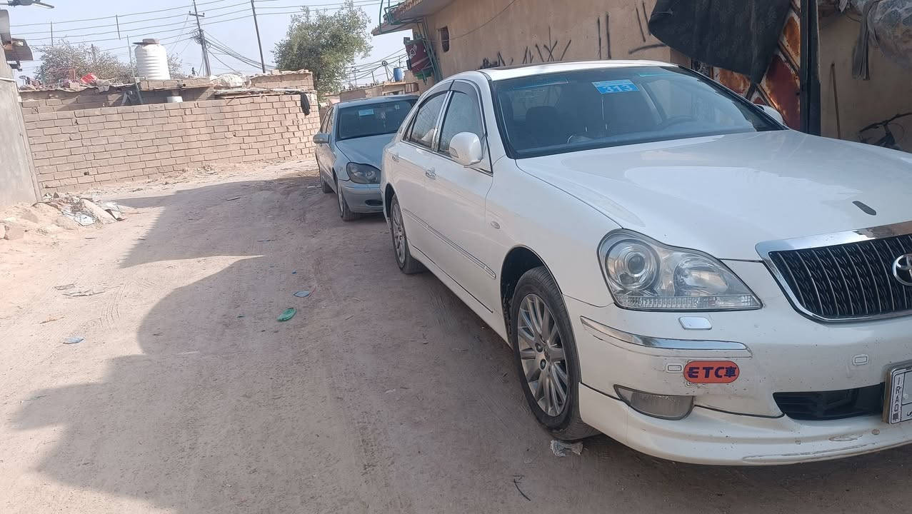 سلام عليكم ماجسته للبيع رقم قادسيه اصوليه  السياره فول موصفات كفاله ما عده شرحه بلقماره سياره حيل جديده السياره بس وكاله راعيه يسوي سعره 135وبيه مجال قليل الستفسار اتصل على الرقم ***********
