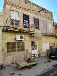 قطعة من دار للبيع مساحة 110.5 متر واجهة 5 متر عنوان الاعظمية محلة السف...