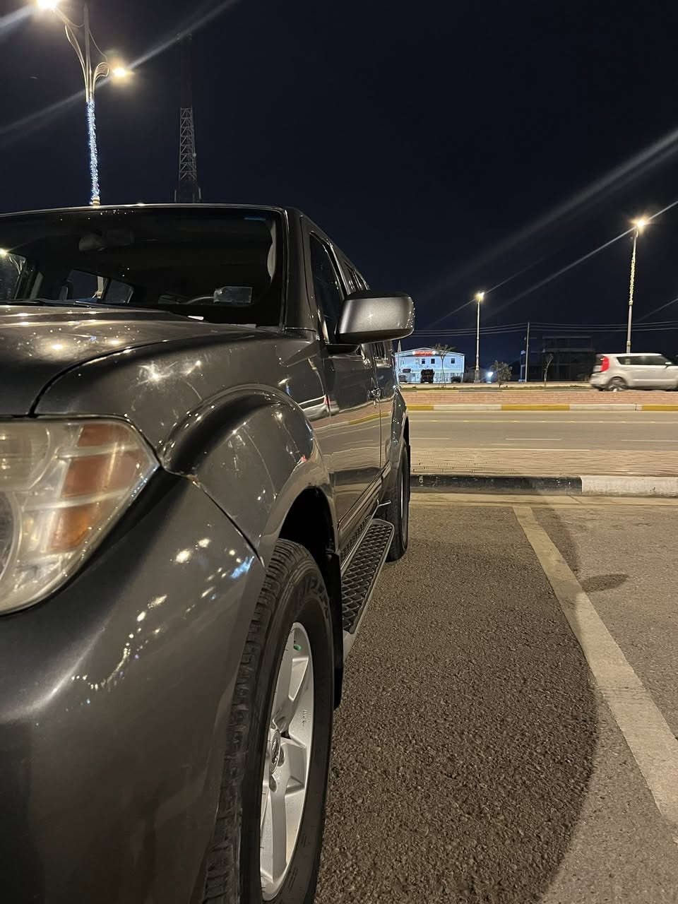 السلام عليكم 
للبيع 
نيسان باثفندر  2009 امريكي 
مكينة 6 سلندر 4000 
دشبول ارمادا 
3 قطع تبريد 
كشن كهرباء 
سلايد روف 
فور ويل 
منظومة غاز ايطالي 
مكينة وكير مكفول 
حدادية جديدة 
تخم تاير جديد 
حادث امريكا جاملغ خلفي صفحة اليمين 
صبغ بابين بدون دواخل اثر شخوط خفيفه صفحة اليمين 
بأسمي تحويل مباشر ثاني يوم 
السعر 109$
للاستفسار 
***********
