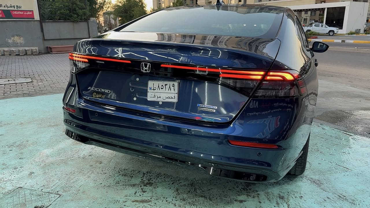 هوندا اكورد  تورنك 2025 مرقم بغداد السياره بيها بس الهلال مال الجاملغ الخلفي صبغ السياره ماشيه ٧٠٠ ميل جديده جدا 
ومواصفات التورنك معروفه السعر 233$
للتواصل ***********
