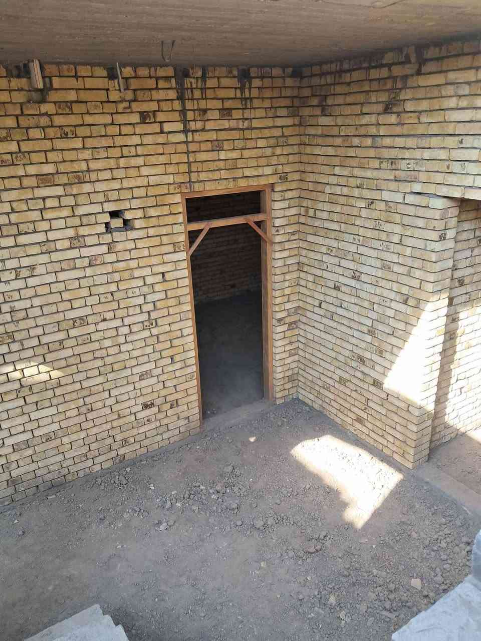 اللهم صل على محمد وآل محمد 🤍

 هيكل للبيع

📌 مقاطعة ٢٤ ثاني فرع عن شارع ٦٠ بحي الفداء

 السعر ٤٩ مع المجال ➖

المساحة ١٠٠ متر خلفي➖

         ***********📞

        مكتب عصام للعقار 📋
