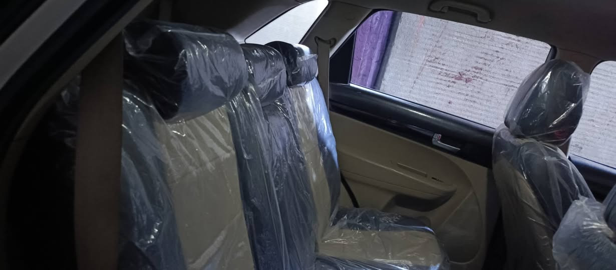 السلام عليكم
سورنتو للبيع خليجي 

موديل 2013شكل ل15  /اربع سلندر السعر 180قفل  

/الهاتف ***********
