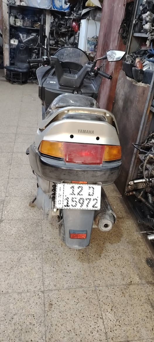 للبيع.  ياماها ماجسته. حجم محرك 250 cc  
 بسمي شرط التحويل  السعر 13ورقه 
ما يعجبك السعر عبر بكلمه طيبه 
***********
***********
