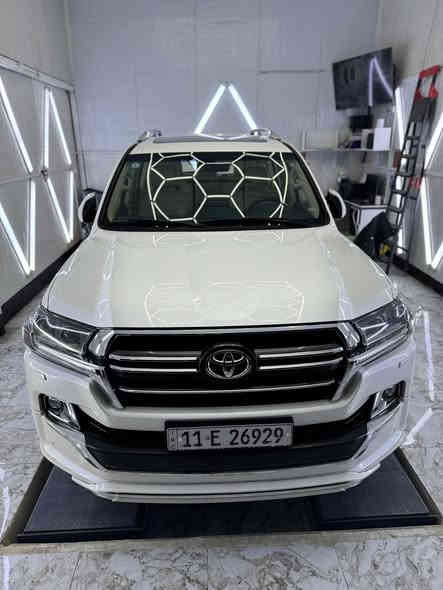 السلام عليكم لاندكروز ٢٠٢٠
ساز (باب اول  ) ماشيه 118  الف جديد + نضيف 
فول موصفات 
فتحه 
بصمه 
كشنات جلد وكهرباء 
دبل ماوس 
باب خلفي كهرباء 
شاشات خلفيه 
شاحن واير ليس
زراك لايت 
ولايت زنون
مري جانبيه قلابه
دشبول لكزز
تشغيل عن بعد 
سياره مكفوله كفاله عامه لا صبغ لا تبديل شرط بيها فقط بارد BED ع كد اصبعين اثر شخط بسيط ومكحل في الجاملخ الخلفي 

السعر   540$ وبيها مجال للشراي 

للتصال  ***********
العنوان بغداد ( العامريه )
