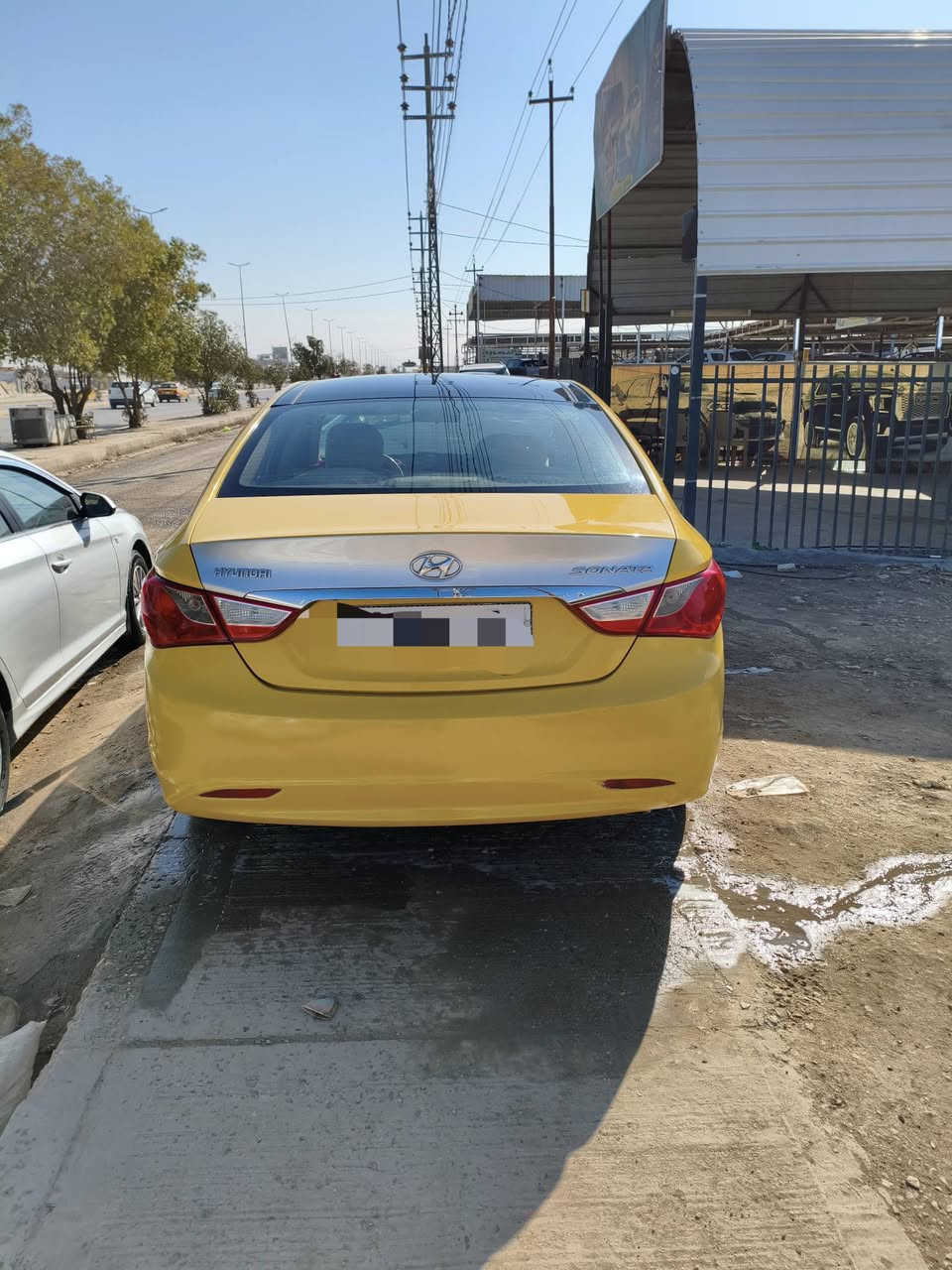 سلام عليكم سوناتا 2011 خليجي باب جهت  لعبري مبدل فقط مكينه 2400 فتحه تبريد قطعتين تخم تاير حداديه خير من الله رقم دولي سياره احلى من لصور هيئه غرامات مصفره سعر 102 وبيهه مجال قليل عنوان ديوا نيه غير متواجد ع لفيس ***********
