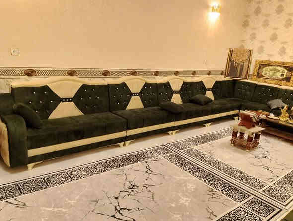 اعلان
دار للبيع طابقين مع الاثاث مساحة ٢٥٠ طابو زراعي يحتوي ٤ غرف منام كل واحدة ٥×٤ + ديوان ٧ متر + هول + مطبخ  + صحيات عدد ٣ مناور + مخزن +  كراج  ١٣ متر + حديقة كبيرة والسطح ايزوا كام + قمرية 

السعر (١٩٠ مليون )المكان ابي الخصيب حمدان قرب مستوصف حمدان ثاني بيت عن الشارع العام .الاتصال على الرقم (***********)
