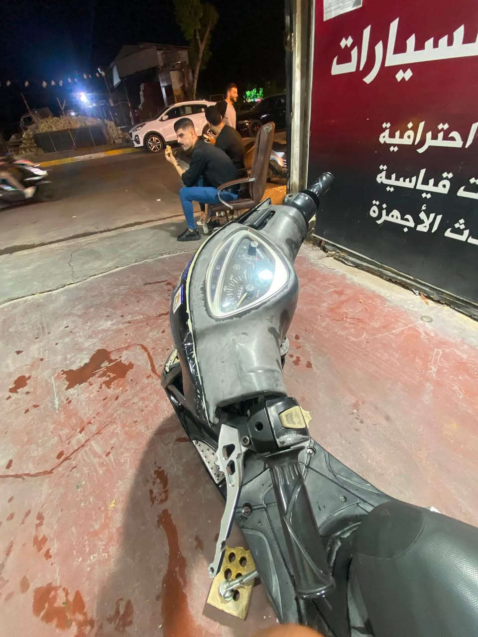ماكس عدله ملحه للبيع
مكينه 55 

كفرات بلادي مختمه نقص فقط البجم 

كلجات wf 

وياله نجمه 

يدات اصليات وملقط 

صالنصه كاربون جعره طلق ونار 

الدراجه مكفوله من التاير للتاير نكره بكل وقت شلعه معدل فول 

نقصها قبق كلجات وستاند تعليك وشوته 

مكاني الاعظميه سعرها 650 وبيها مجال بسيط 

شراي خابرني ممتواجد خاص ***********
