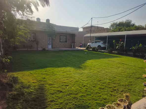 دار للبيع زراعي عقد ١١٧ المساحه ٦١٢ متر بغداد جسر ديالى الزويه ٤غرف نوم صاله مطبخ استقبال كامل الخدمات كراج حديقة السعر ٢٠٠ بي مجال ***********
