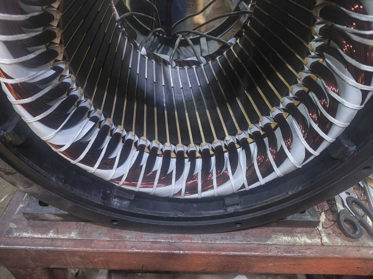 سلام عليكم 
محل شوقي أبو أحمد 
لف وتصليح وبيع وشراء روس التوليد 
***********
