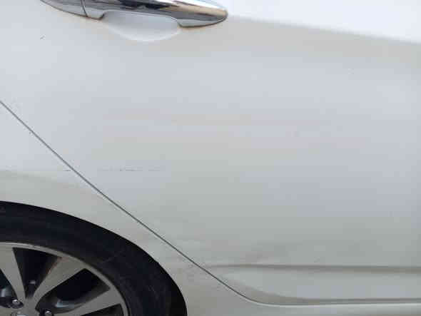 سلام عليكم
اكسنت ٢٠١٥ خليجي سونارها موجود فقط ملاحضات موضحه بلصور كير مكينه كفاله ماشيه ١٦٥ 
باسمي تحويل ثاني يوم سعر ١١٢ بيها مجال 
***********
